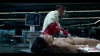 Angela Sarafyan E Thandie Newton Em Westworld - 1a Temporada, Episódio 7