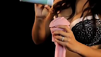 Experience The Pleasure Of Daisy Marie'S Sex Toy Collection With This Fleshlight Video