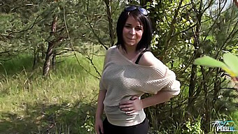 First-time public sex with a pretty curvy teen in the countryside