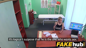 ¡el Sentimiento Regresa A Su Coño Mientras Un Falso Doctor Del Hospital Folla A Una Chica! ¡no Te Pierdas Esta Escena Caliente!