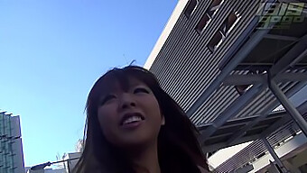 Young Asian Teen Gives A Blowjob In A City Car